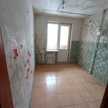 Продам квартиру  район РПЗ 3-кім. 68 кв.