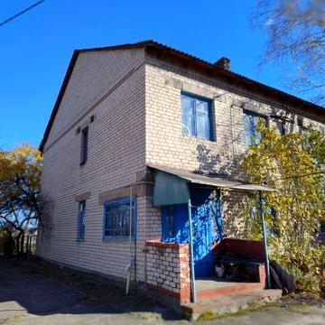 Двоповерховий будинок 100 кв.м. в місті Сарни