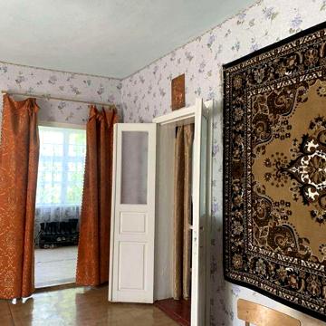 Продається затишний будинок у невеликому містечку