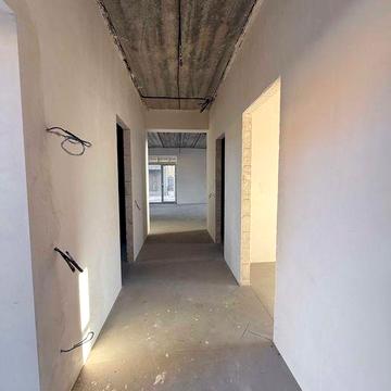 Продаж будинку 150 м² з чистовим оздобленням на 5 сотках. Газ