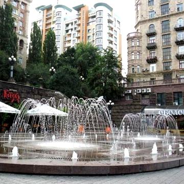 Хрещатик вул. (Kreschatic), 23