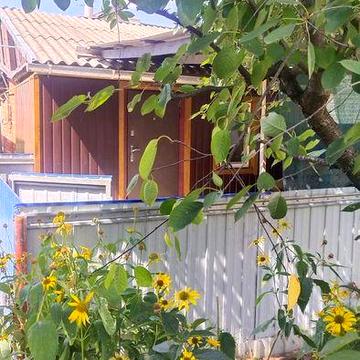 Продам дім  частину будинка