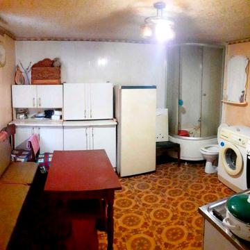 Продам ½ частину будинка в Люботині 48 м2,