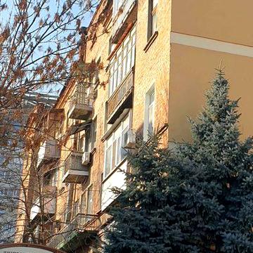 Центр  Воскресенская (Ленина). Сталинка.54 000 $