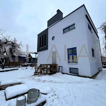 Продається будинок 235 м2 в Києві, вул. Газопровідна. Берковці