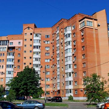 Небесної Сотні вул. (Леніна), 124