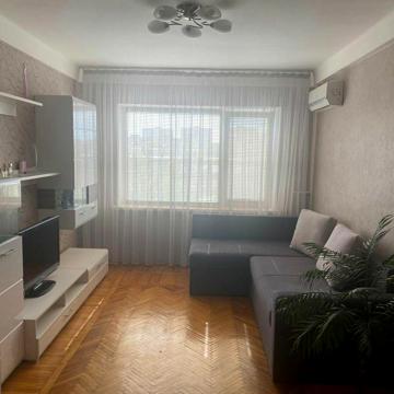 Воскресенський просп. (Перова), 40