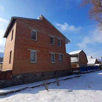 Продам будинок 92м2 на Подолі,вул.Правди