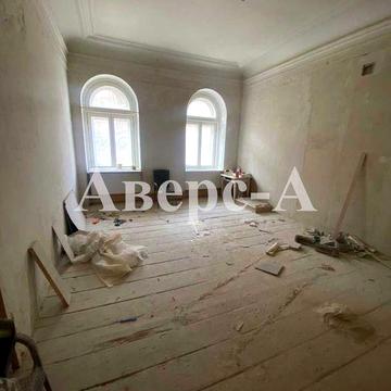 Продам 2-х комнатную квартиру в центре города