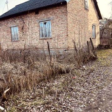 Продається будинок з земельним участком 21сот.