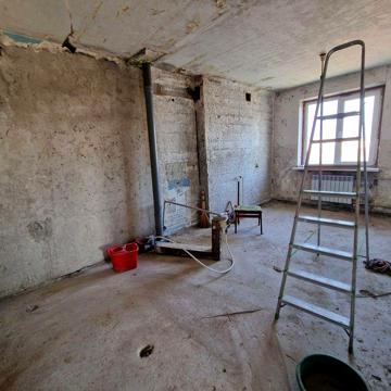 Продам 3к ул Березинская 36 ориентир левый берег Караван рядом 5мин