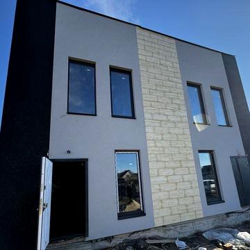 Продам дуплекс в мальовничому місці