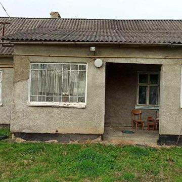 Продається будинок в с. Арламівська Воля.