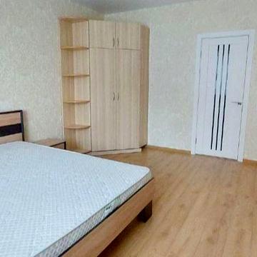 Здається 1 кімната квартира район Академічний.