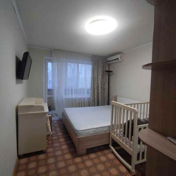 Продам велику 4х кімнатну квартиру Лівобережний 2