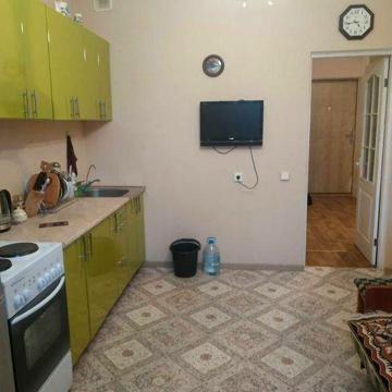 Продам 1 кімнатну 48 м2, вул Шепелєва
