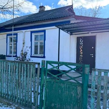 Продається частина будинку в Гнівані