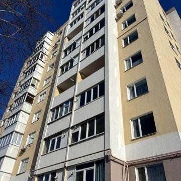 Продам 3-кімнатну квартиру , 86м2, автономка