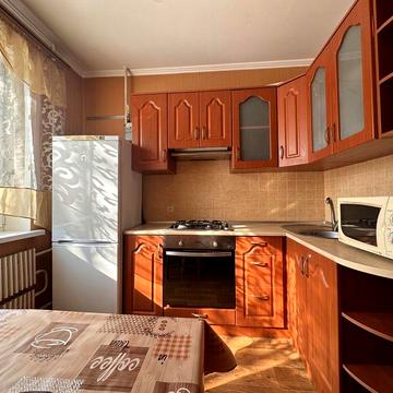 Снимите квартиру на Калининском (Клочко-6), на Янтарной, 71,  63 школа