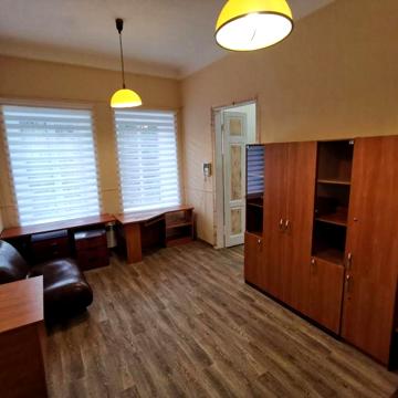 Продам 3 ком.квартиру ул.Ярослава Мудрого, Центр