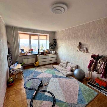 № 13289 - 3 к. квартира, Центр, Пушкінська, 7/9 пов., цегла