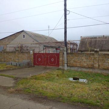 Продам дом в с. Причерноморское( Першотравневое).