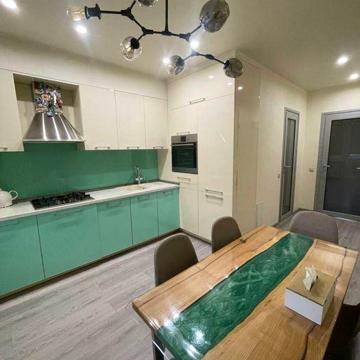 Продам 5 кімнатну квартиру. Район ДНС. Василя Стуса