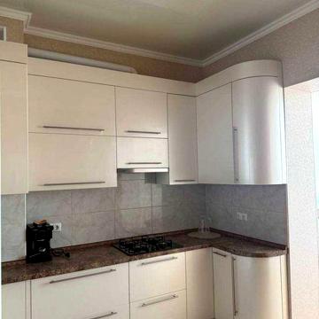 Продаж 2к квартири 75.3 кв. м на вул. Зарічанська 3/2Б ЖК Віденський