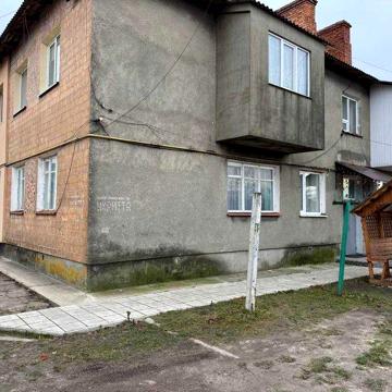 3 кімнатна квартира з двома гаражами селище Іваничі
