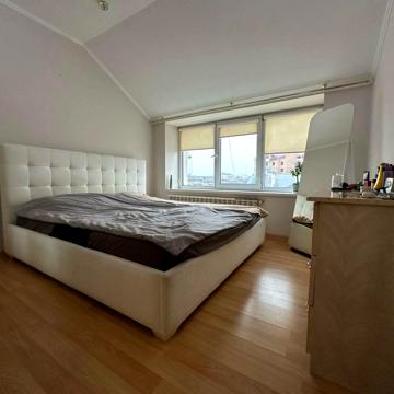 Гетьмана Петра Дорошенка вул., 28в