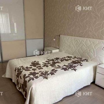 Мироносицька вул., 15