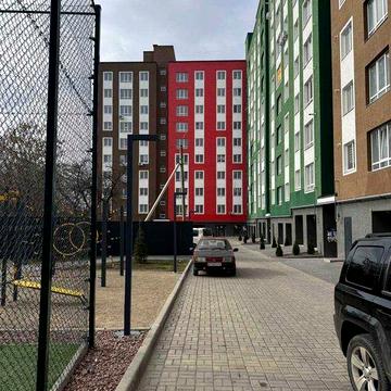 Продається 1 к квартира з ремонтом по вул. Хмельницького