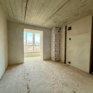 Простора 3х кім Біля Озера! Реальні Фото Готова