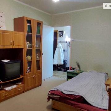 Продаж 3к Квартира Парус масив