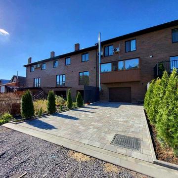 Продається таунхаус у центрі Вінниці