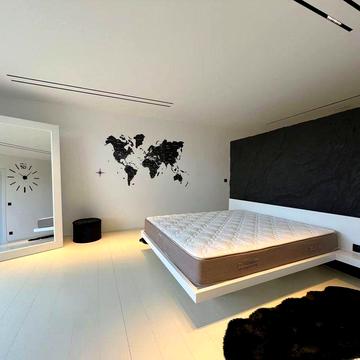 Продаж елітного будинку з басейном.