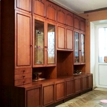 Теліги Олени вул., 37е