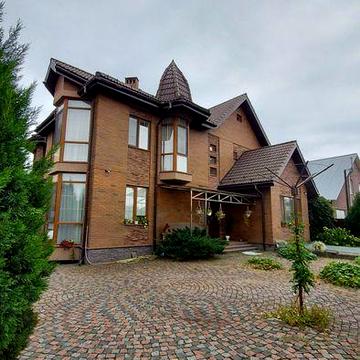 Шикарний елітний будинок в центрі м.Буча