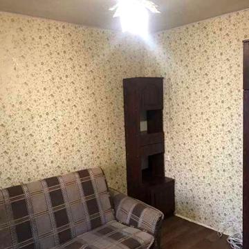 Продаж 1-кімнатної квартири,  в р-ні 700- річчя