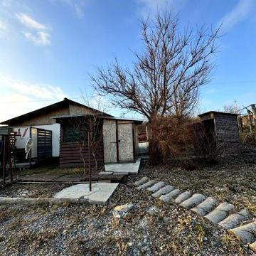 Продам дачу  Черкас «кооперарив Вишневий сад»