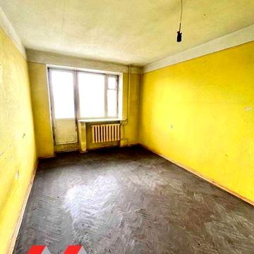 Продаж 1к 30,5м2 Литвинського, Російська, Бориспільська,Червоний хутір