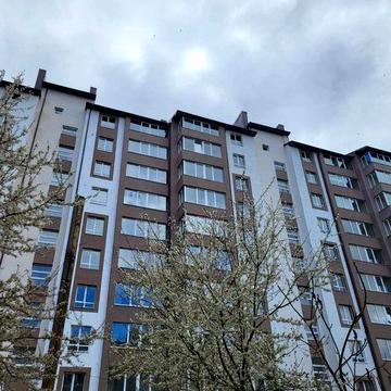 Продаж 3 кімнатної квартири поруч з приватним сектором