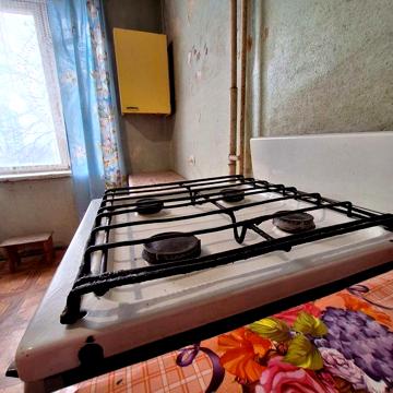 Сдам в аренду 2-х ком квартиру пр. Слобожанский 4-й этаж