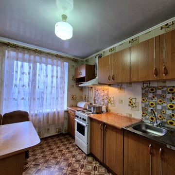 Келецька вул., 94