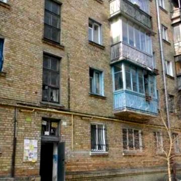 Продається 2-х кімнатна проспект Берестейський 104А
