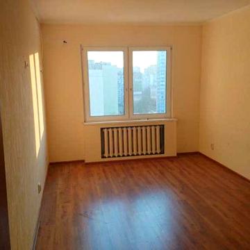 Продаж 3-к квартири 94 м2 м.Київ пр-т Правди, 19-А,  95000$