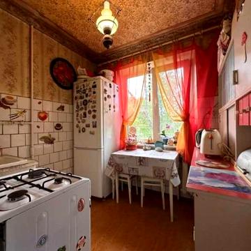 Продам 3к квартиру Правда ( Б. Хмельницкого)