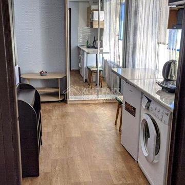 Продажа 1к квартиры 13.1 кв. м  на просп. Любови Малой 49