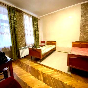 Продаж 1-кім. квартири вул. Джерельна-Центр
