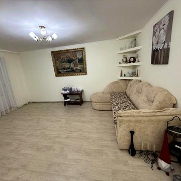 Продається 4-х кімнатна квартира, район ЦНАПУ